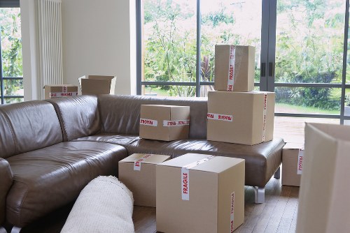 Local moving team handling a flat or apartment move in Dagenham