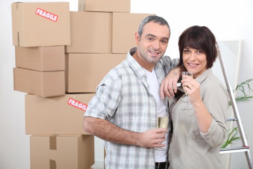 Removal van serving homes in Dagenham and nearby areas